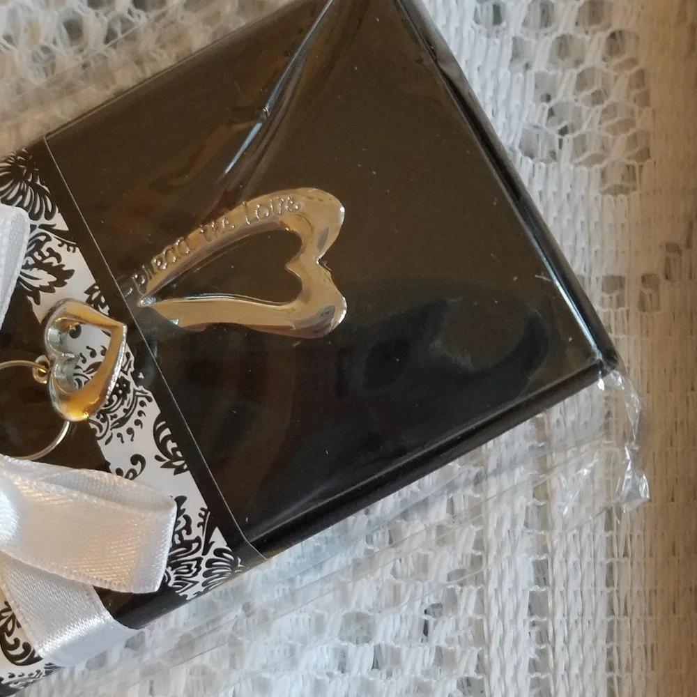 NIB 2 Kate Aspen Spreader